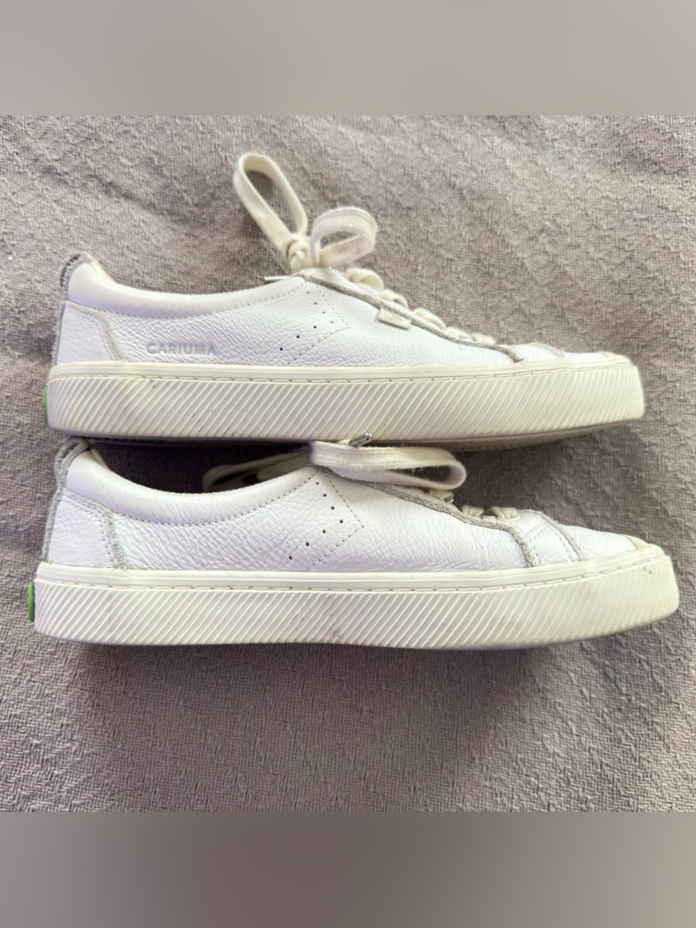 Cariuma White Leather Lace-Up Sneakers Size 9 - Picture 2 of 6